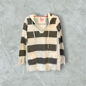 Clearance ✨Grey & White Striped Women’s Hoodie Size XL